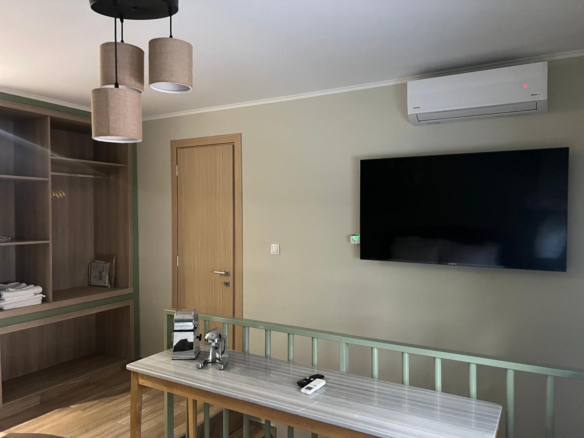 Drama'S Nest Apartment Luaran gambar